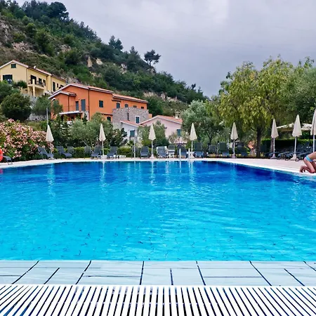 Castellaro Golf Resort-3