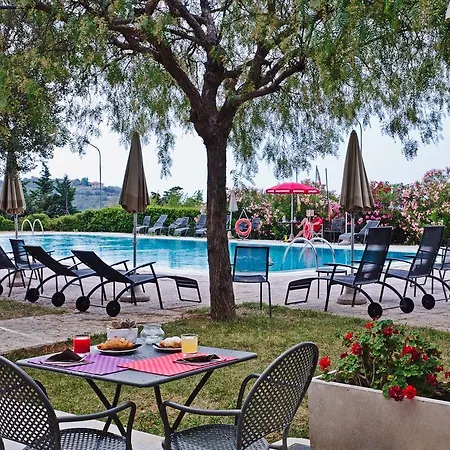 Castellaro Golf Resort-2